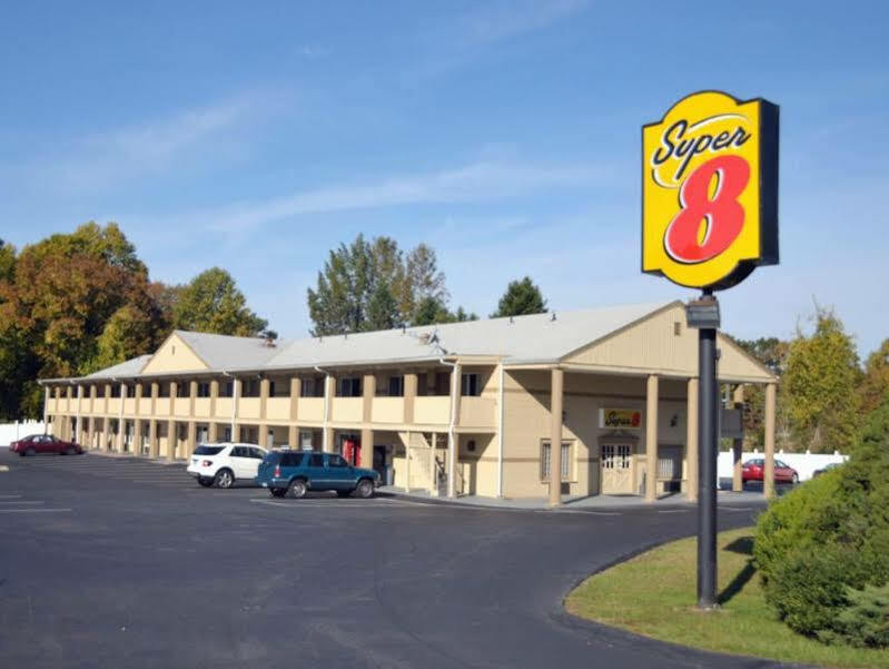 Hotel Super 8 By Wyndham Old Saybrook Exterior foto